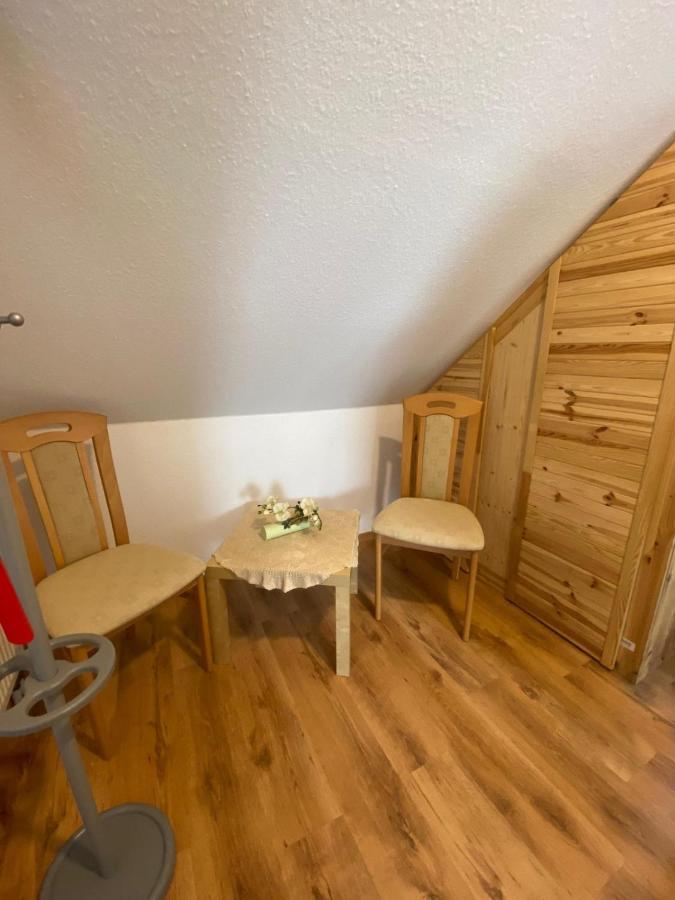 Dachgeschoss Apartment Mit Ausblick Halle  Exterior foto